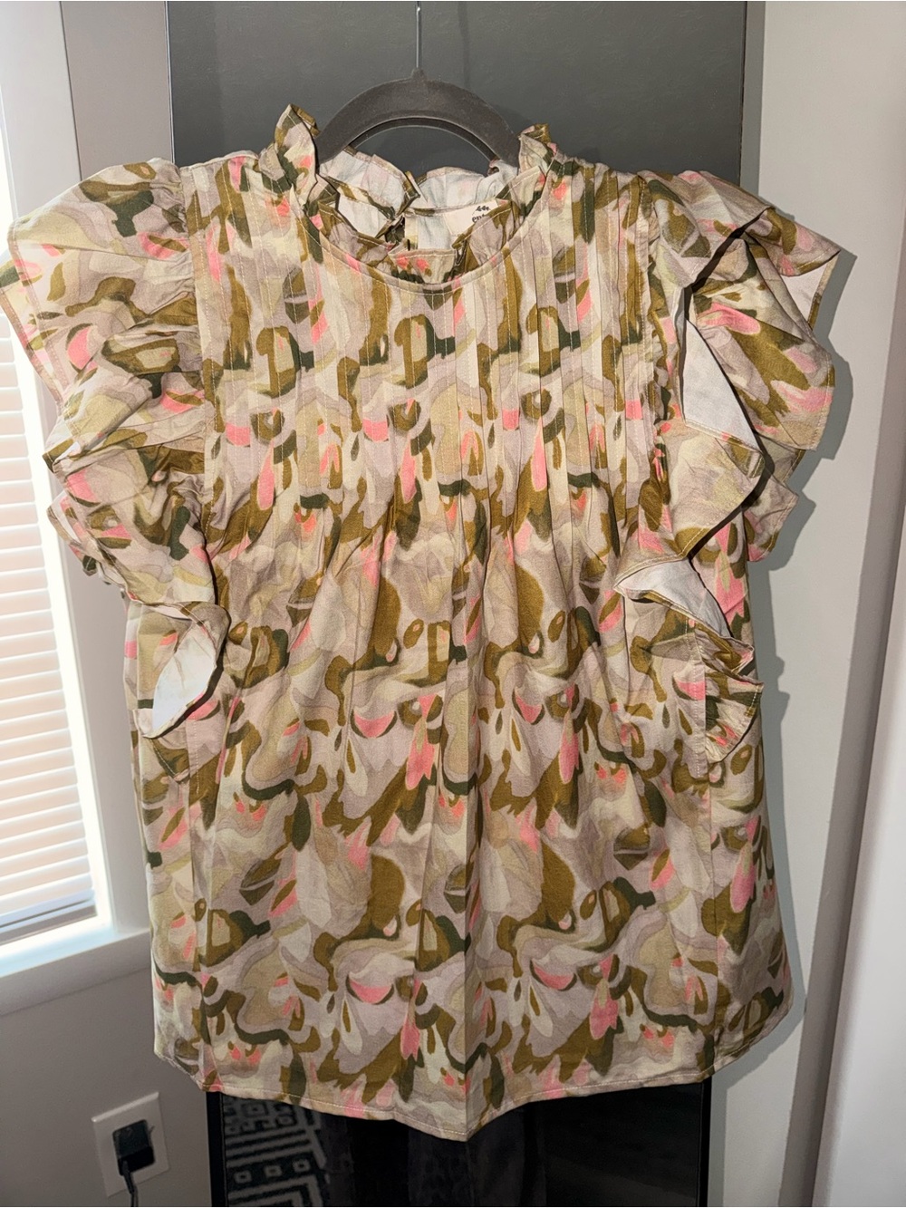 entro Pink & Olive Ruffle Sleeve Pleated Blouse